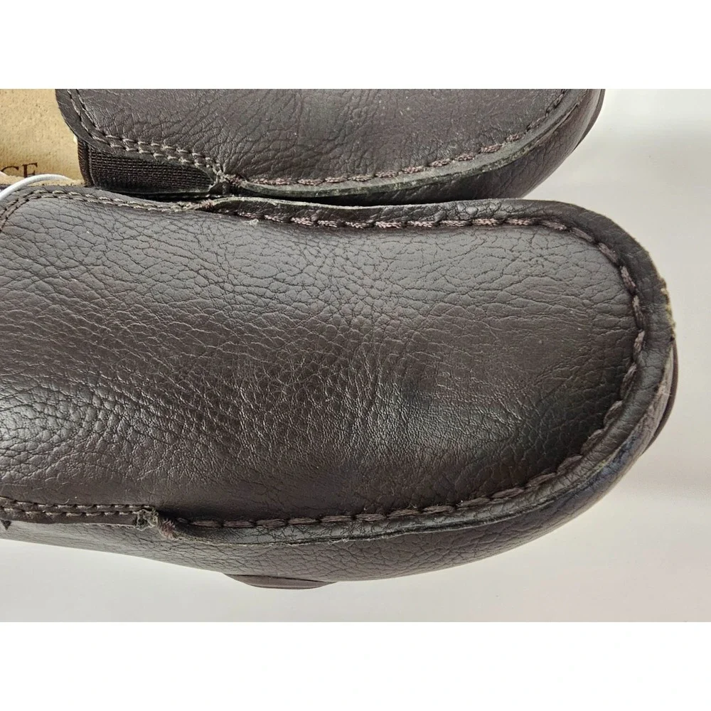 The Childrens Place Boys Size 2 Brown Slip On Loafer Wedding/Uniform Dress Shoes